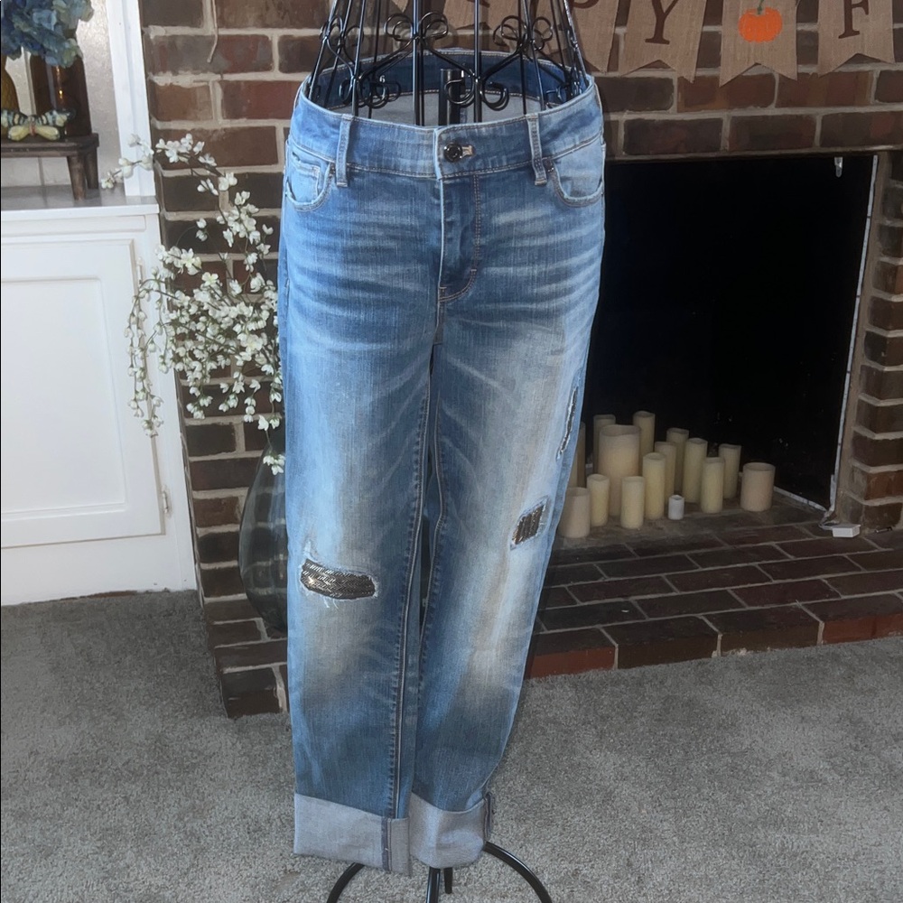 White House Black Market “The Slim” Distressed Boyfriend Jeans | Size 6/8 - Picture 10 of 11